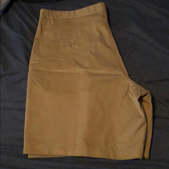 Volcom size 36 shorts - Picture 3 of 5